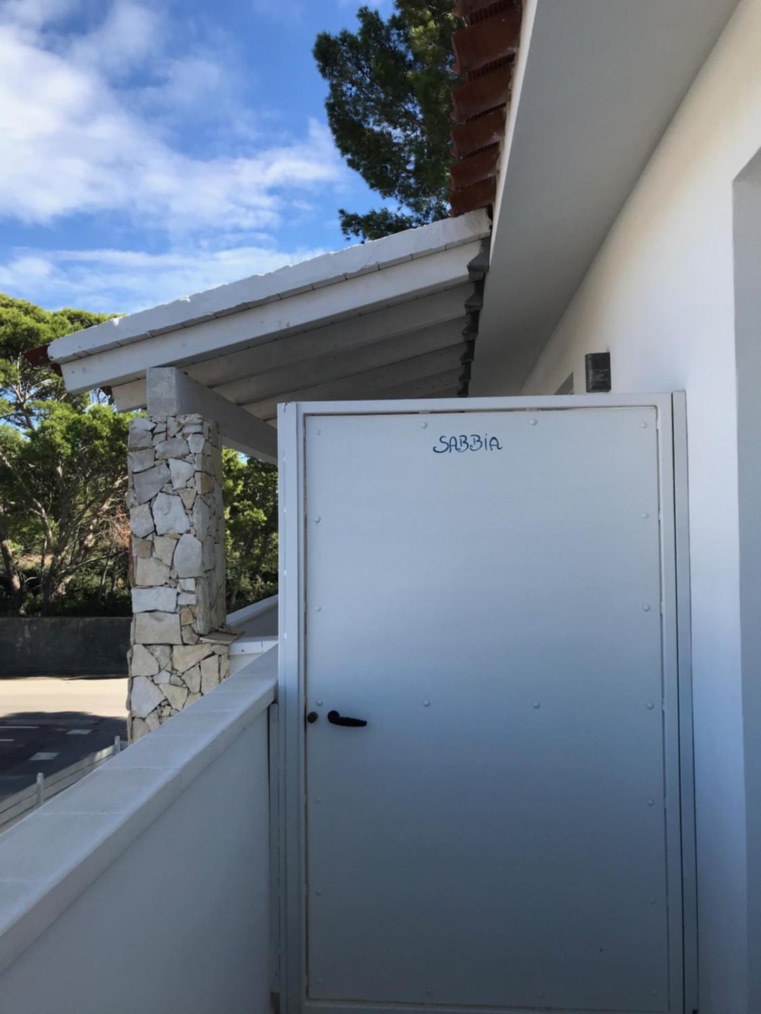 Case Vacanze Bianco Mare Porto Pino Habitación foto