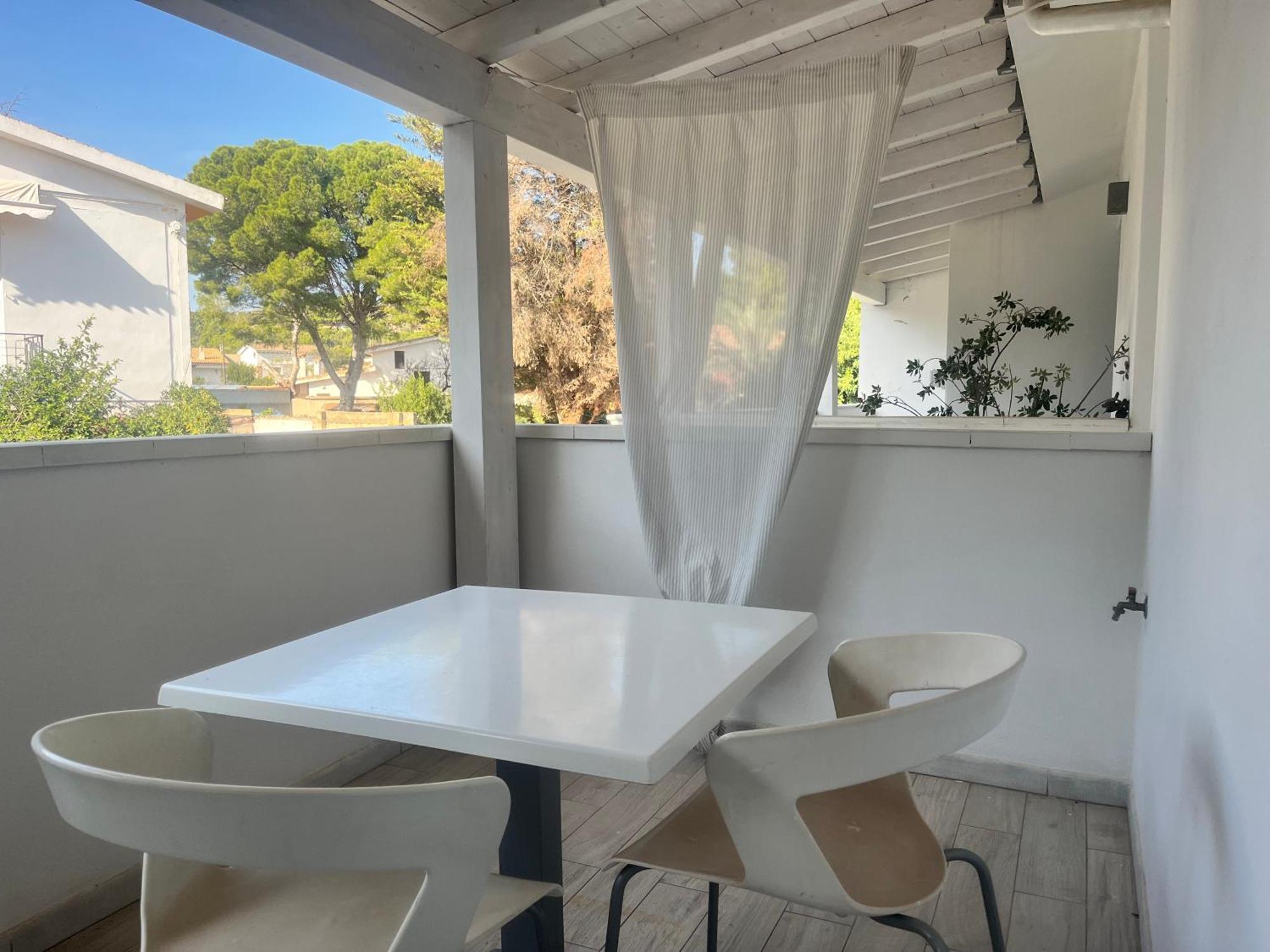 Case Vacanze Bianco Mare Porto Pino Exterior foto